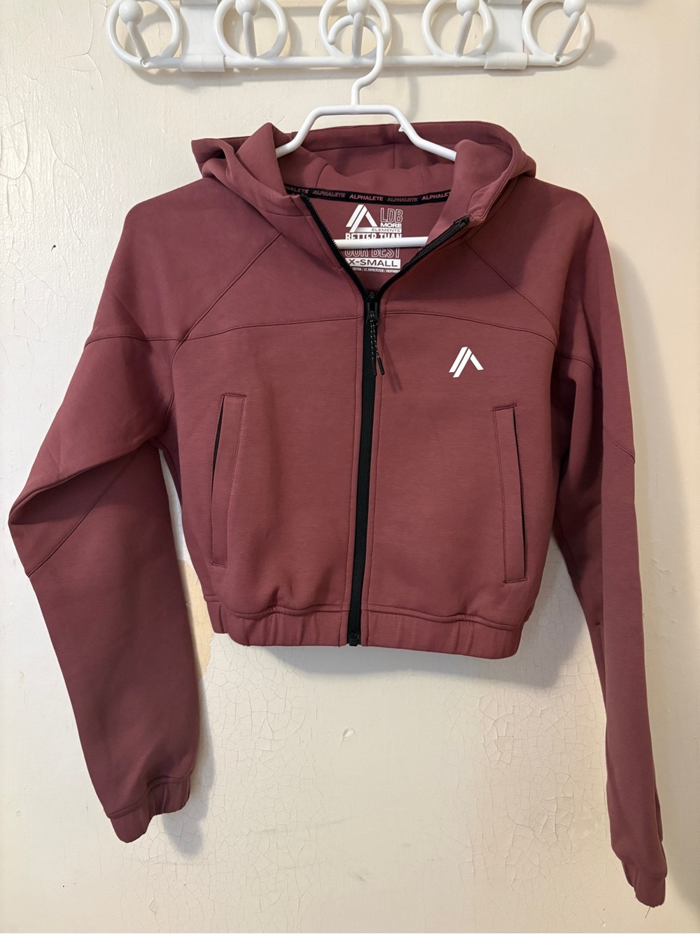 Alphalete  cropped Zip Hoodie sweater NWOT